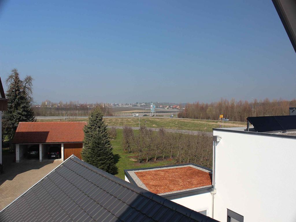 Ferienwohnung Am Zeppelin Hangar FDH Buitenkant foto