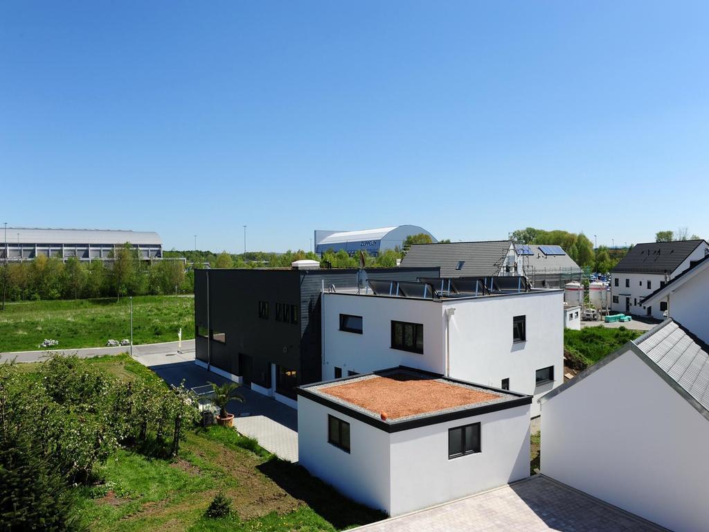 Ferienwohnung Am Zeppelin Hangar FDH Buitenkant foto